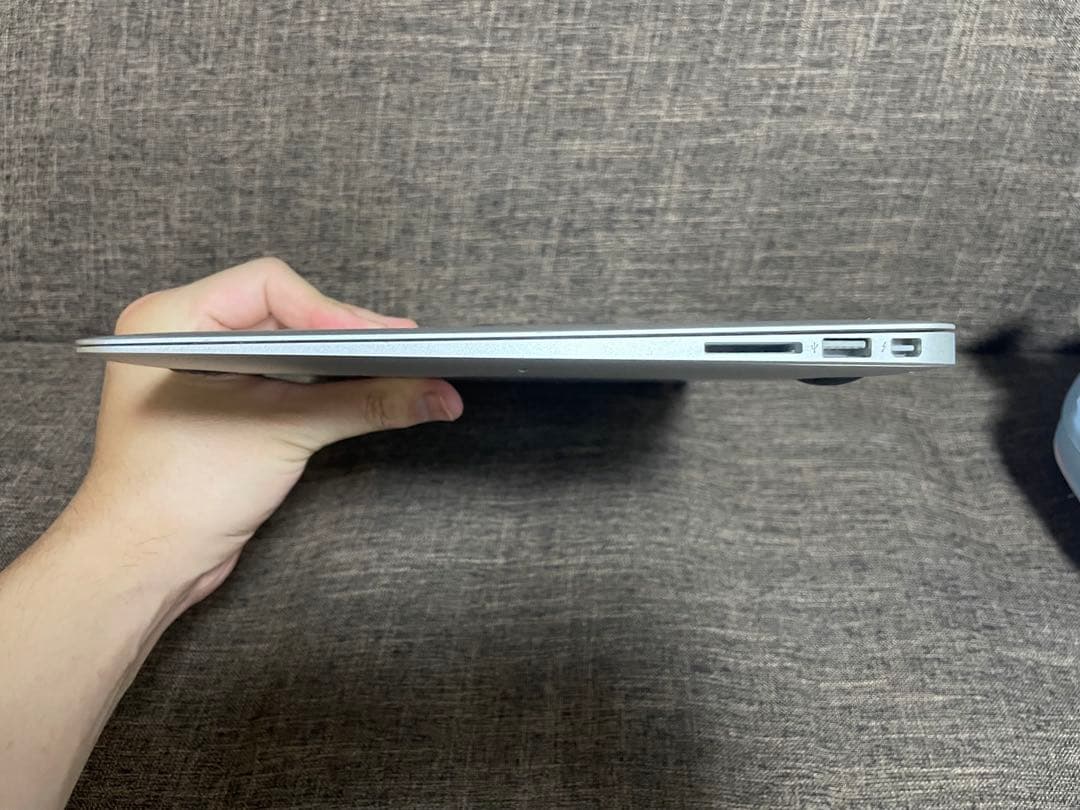 【ジャンク品】MacBook Air シルバー　A1466 2017年購入品