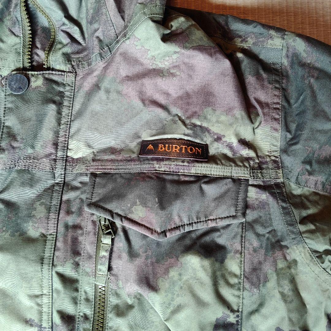 美品 BURTON 迷彩 スノーボードウェア 上下セット メンズM