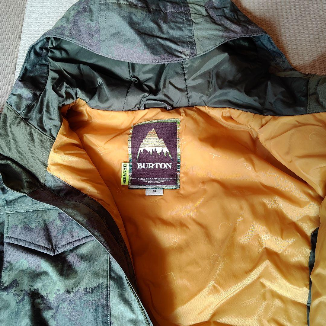 美品 BURTON 迷彩 スノーボードウェア 上下セット メンズM