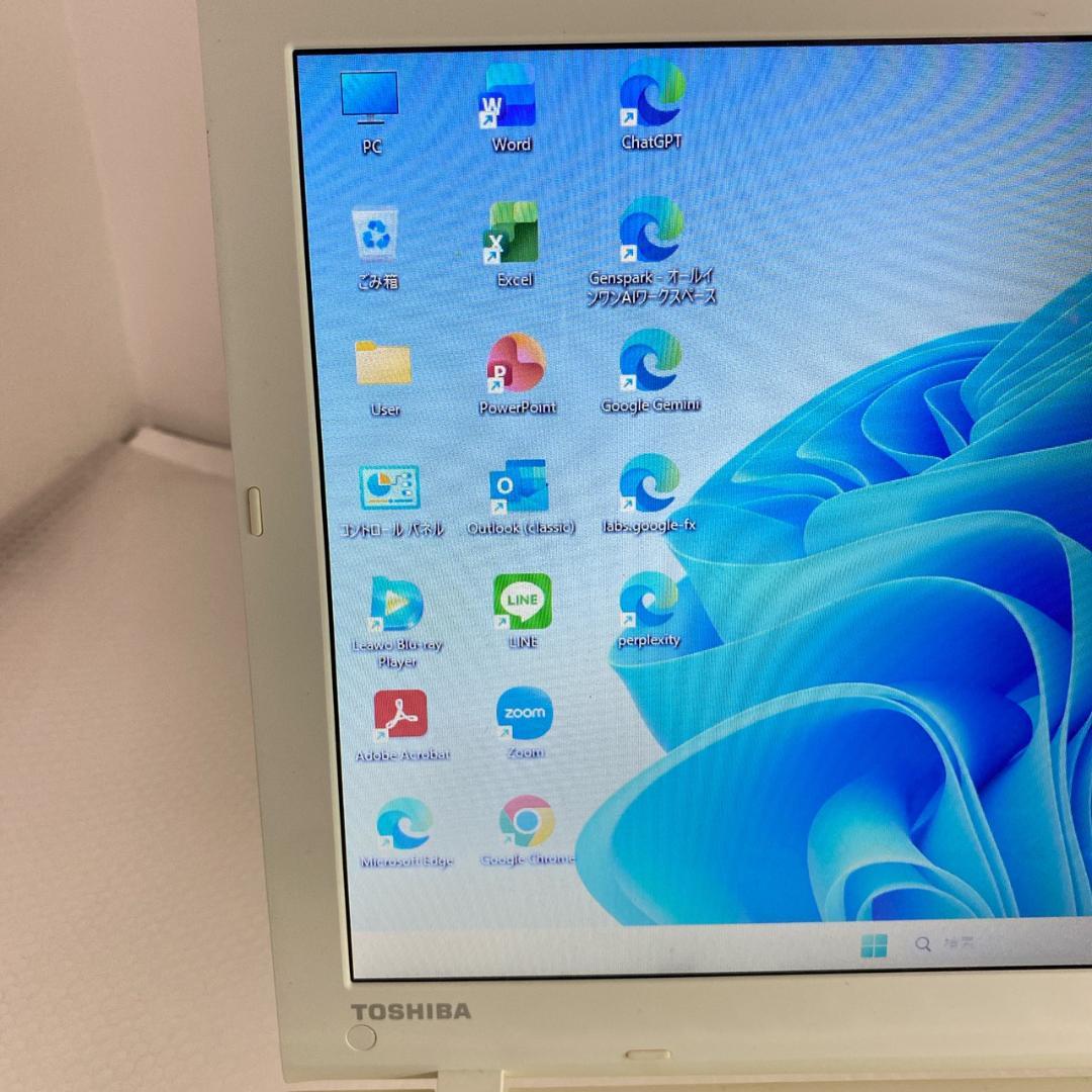 中古 ノートパソコン 東芝 Windows11 SSD128GB メモリ8GB