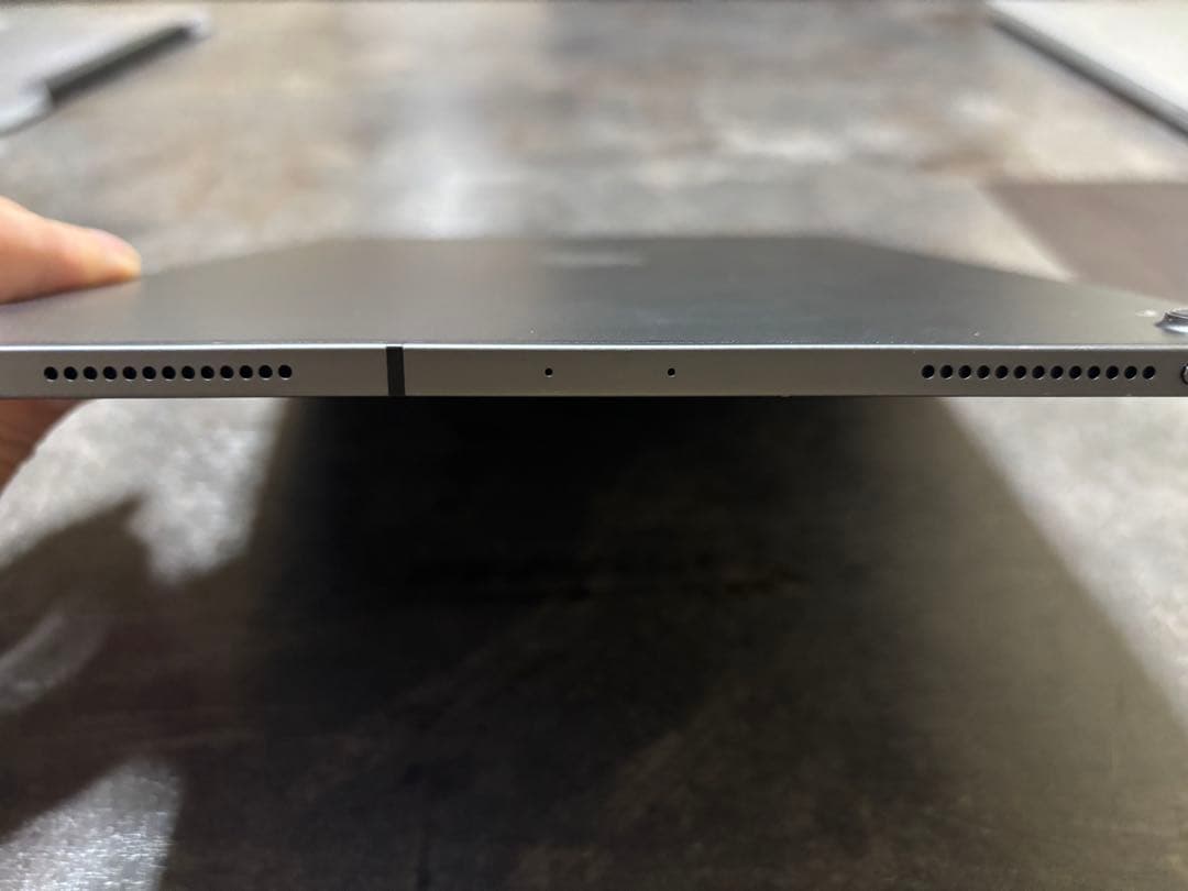 Apple iPad Pro 11インチ　スペースグレー 本体