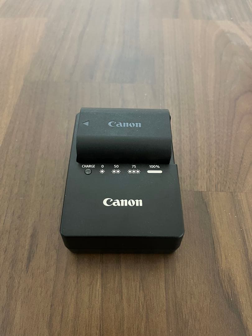 デジタルカメラ EOS 7D Mark II SIGMA 30mm f1.4 EX DC HSM