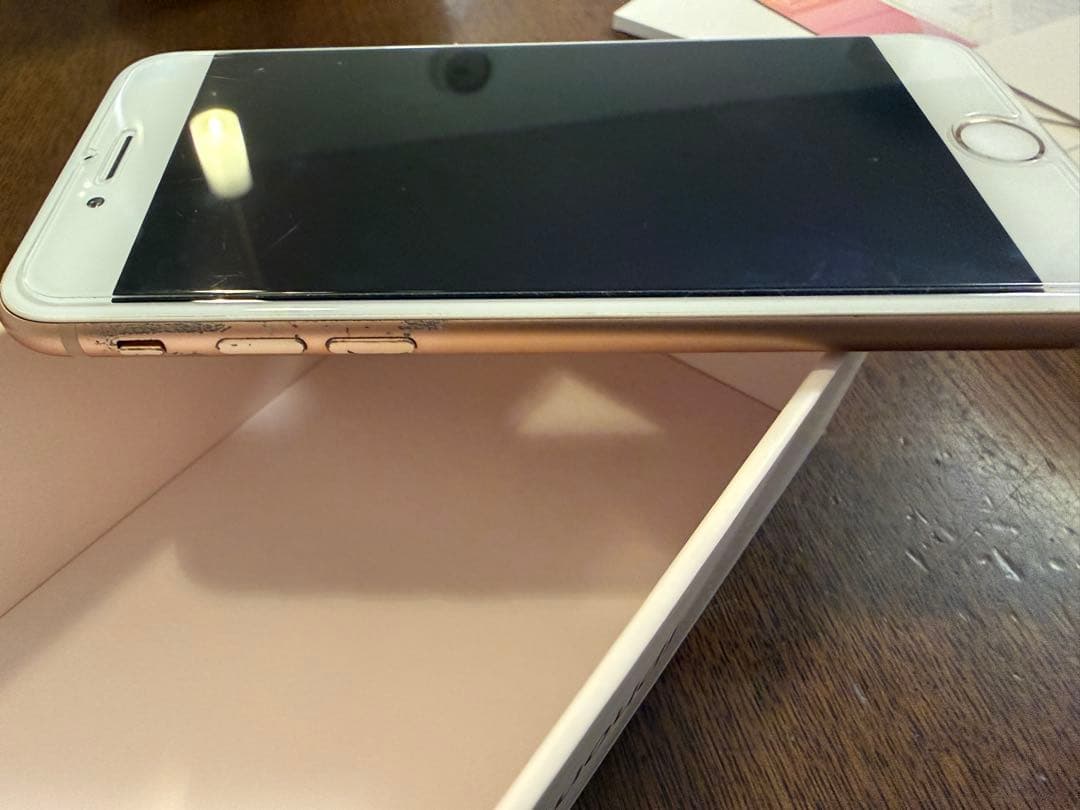 Apple iPhone 8 ゴールド 64GB バッテリー交換済み