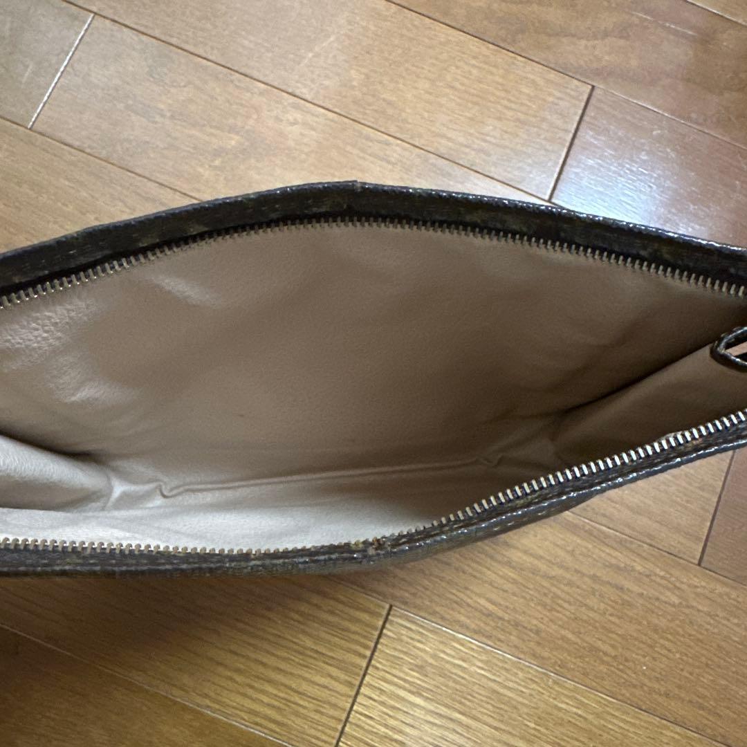 ルイヴィトン　モノグラムポーチ