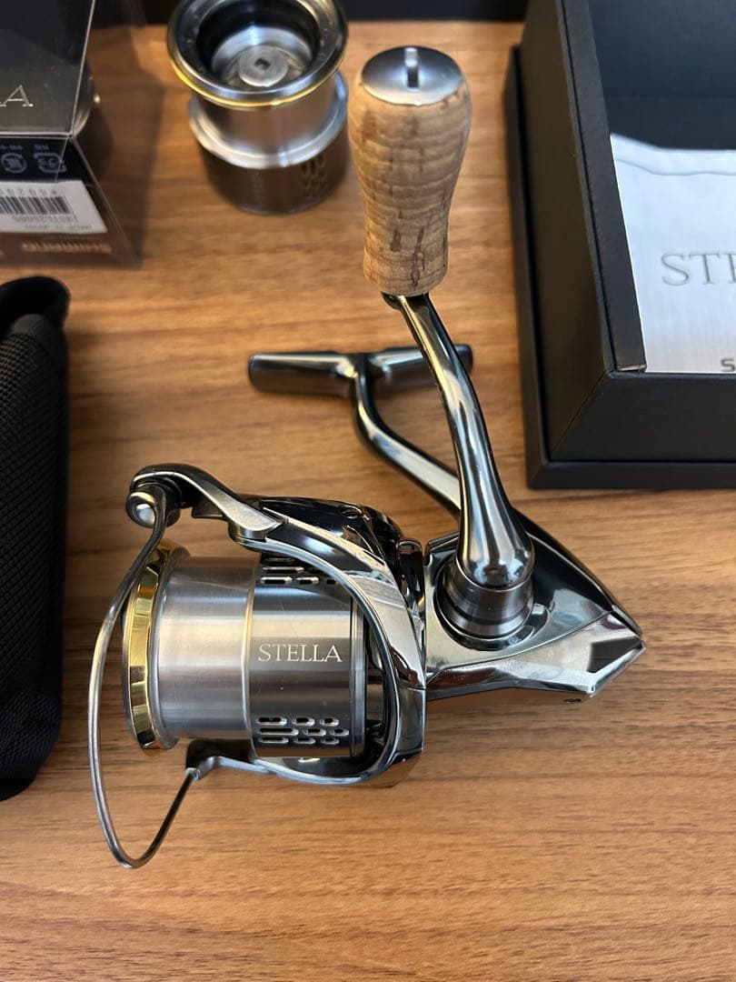 【早い者勝ち】　【値下げ可能】　18 ステラ　替えスプール　コルクノブ