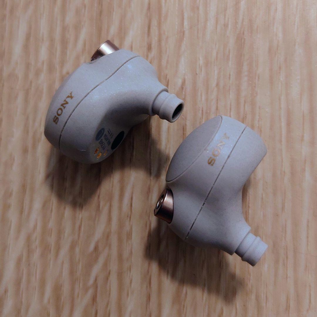 ソニー WF-1000XM4 バッテリー新品交換済 シルバー ワイヤレスイヤホン