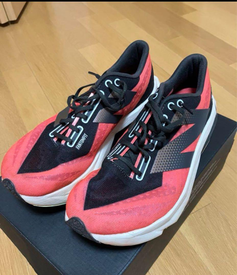 スパイク・シューズ FuelCell SuperComp Elite v4 25.0cm