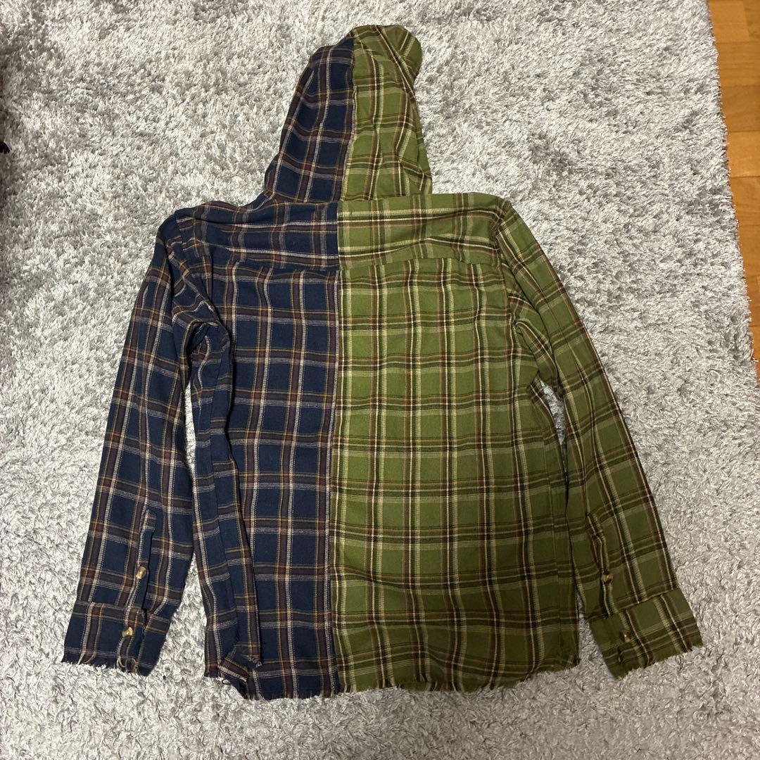 フード付きネルシャツ