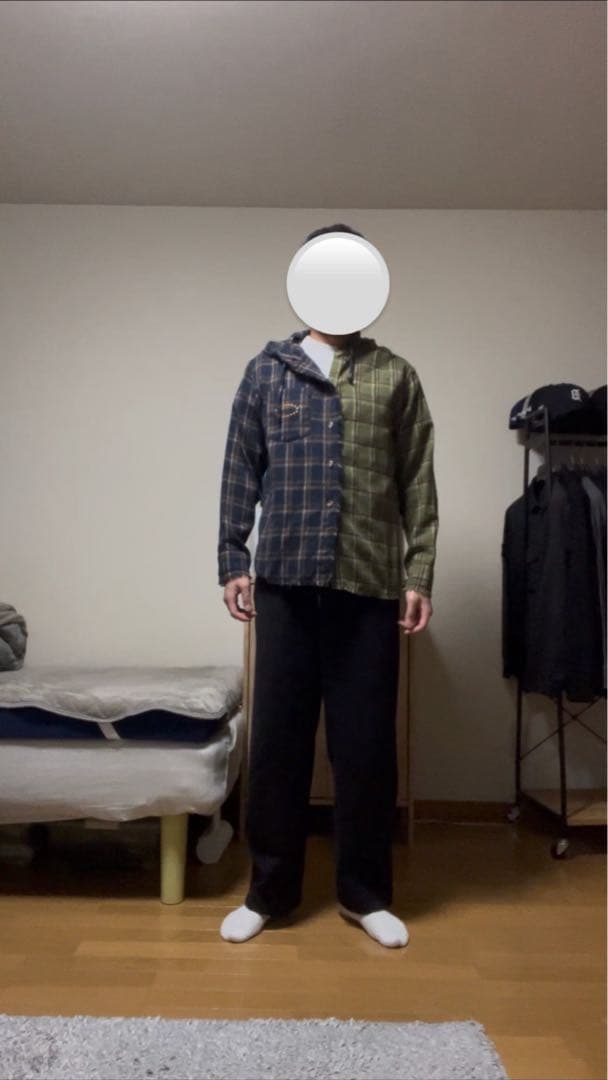 フード付きネルシャツ