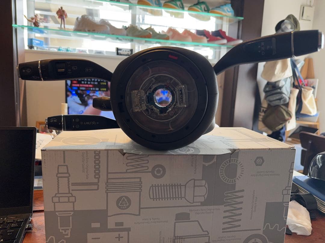 Mercedes GLK350 ステアリングコラムモジュール（ストック）