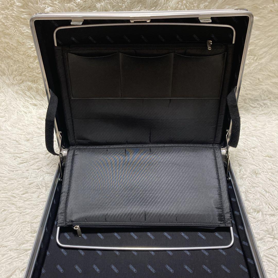 廃盤　RIMOWA アルミニウム　アタッシュケース　ダイヤルロック　旅行バッグ