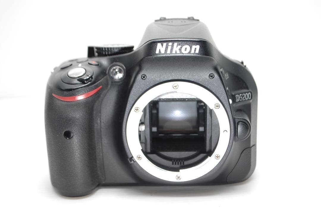 ❤️スマホ転送OK❤️Nikon D5200 望遠レンズ付き 高性能レンズ大人気