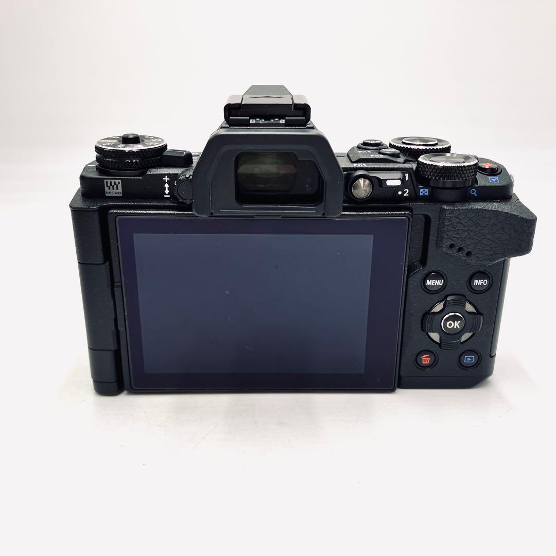 OLYMPUS OM-D E-M5 MKII 望遠ダブルレンズセット