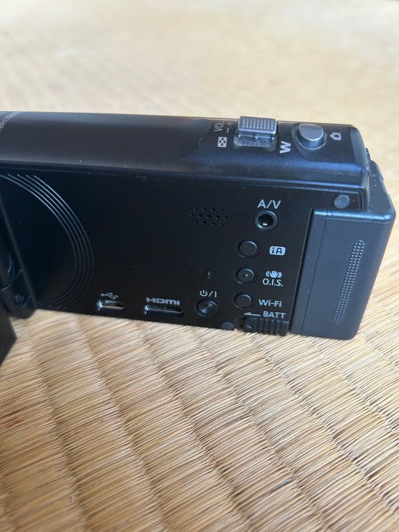 Panasonic HC-V520M ビデオカメラ 本体のみ