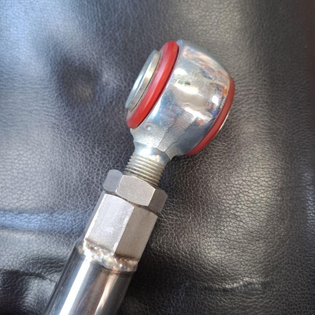 ルーミー 4WD ラテラルロッド 中古