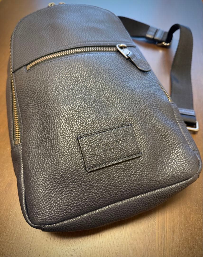 COACH レザー ボディバッグ ネイビー 美品 ショルダー 正規品