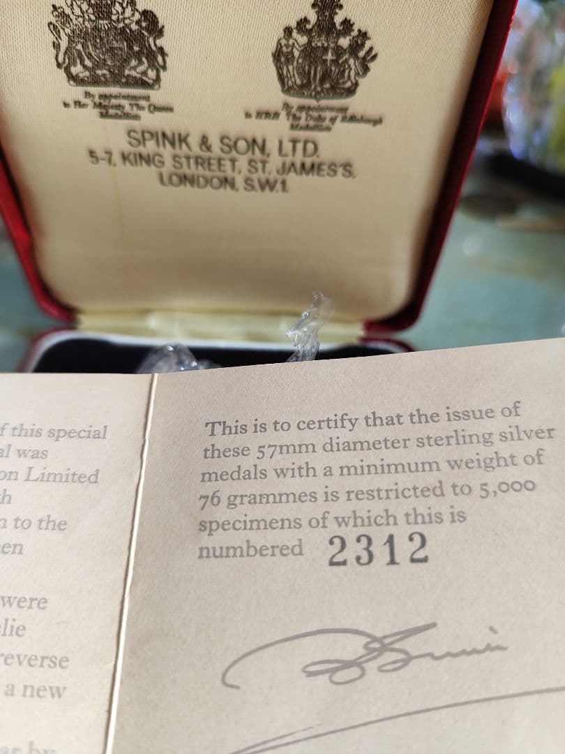 希少シルバー1977 イギリス エリザベス ジュビリー 大型 銀 メダル