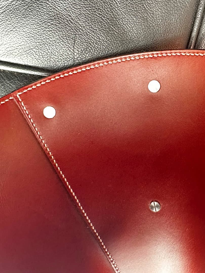 エルメス　HERMES 　レザー　茶色　ブラウン