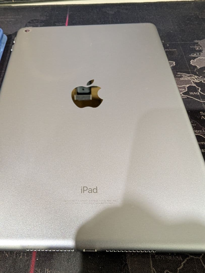 h*e様 美品 iPad Wi-Fi 128GB 第５世代 MP2H2J/A