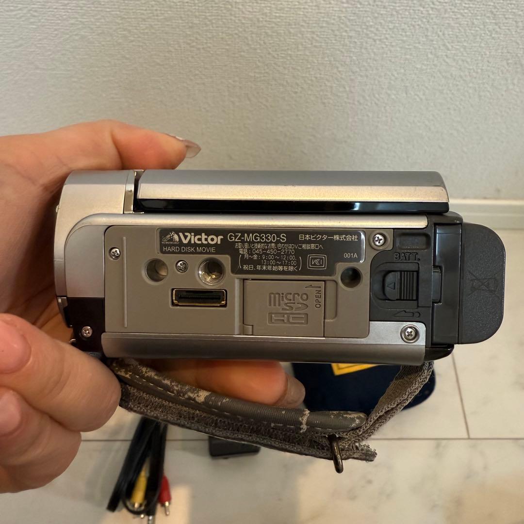 ビデオカメラ Victor JVC Everio GZ-MG330-S