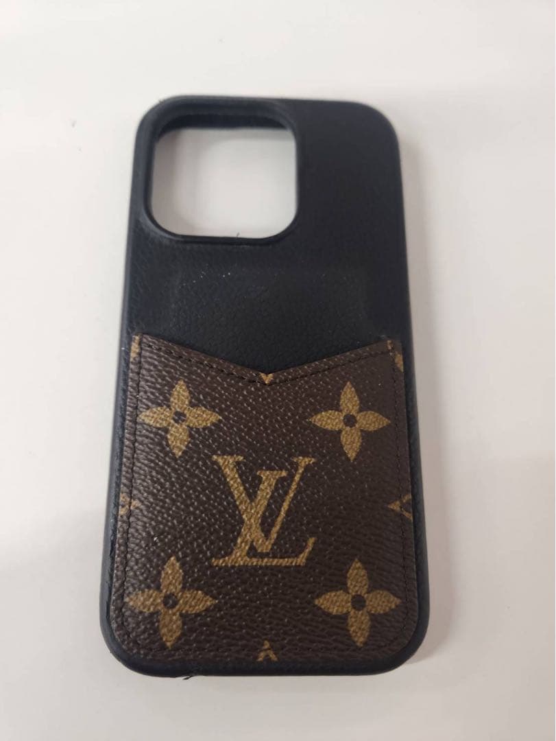 iphone15pro＆ルイヴィトン15pro携帯カバー