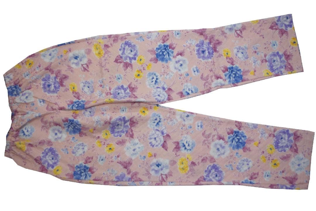 【新品】ミラショーン 　秋冬物　中わた入りキルトニットパジャマ(L)