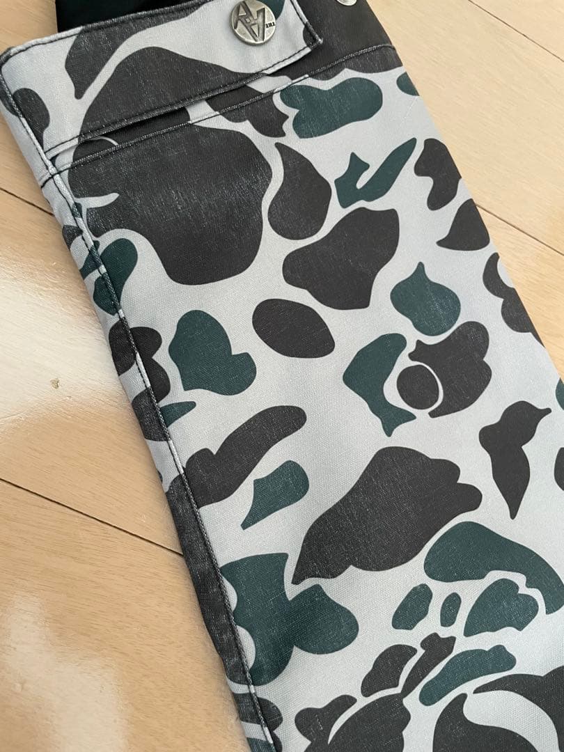 AA hardware スノーボードウェア グレー/カモフラージュ 上下セット