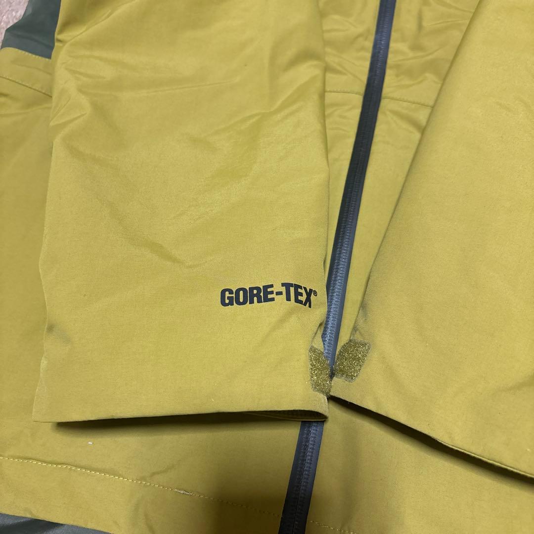 BURTON GORE-TEX スノーボードジャケット　メンズL