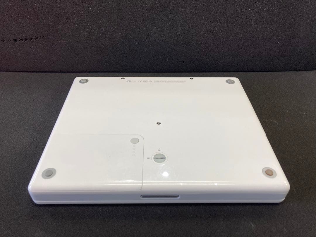 Apple iBook G4 12インチ Classic可