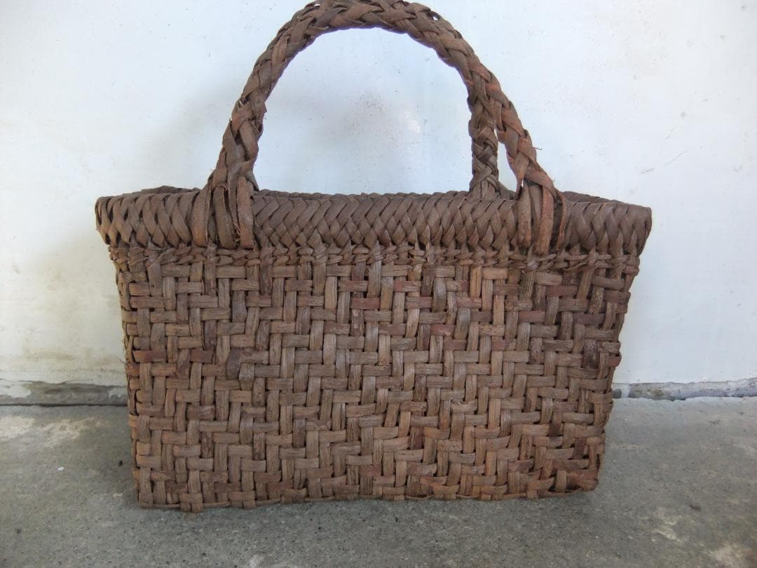 山葡萄かご　福島県三島産