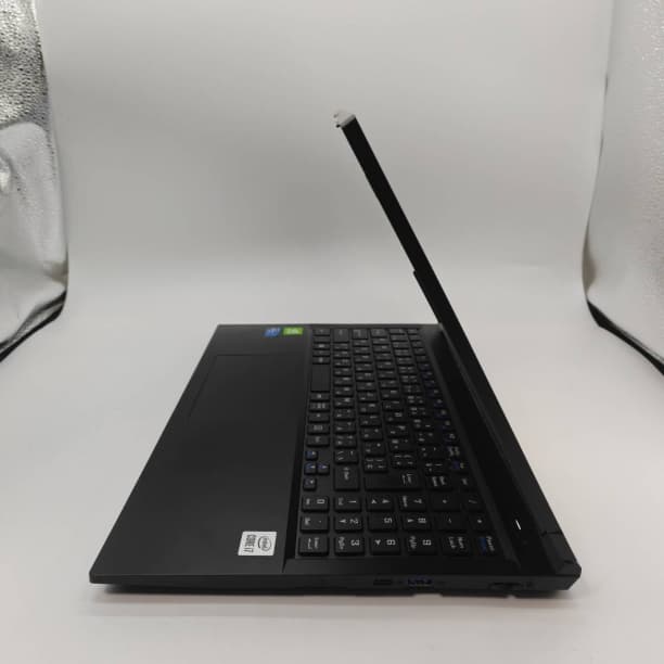 第10世代i7 16GB バッテリ◎ フルHD 15 SSD256GB オフィス