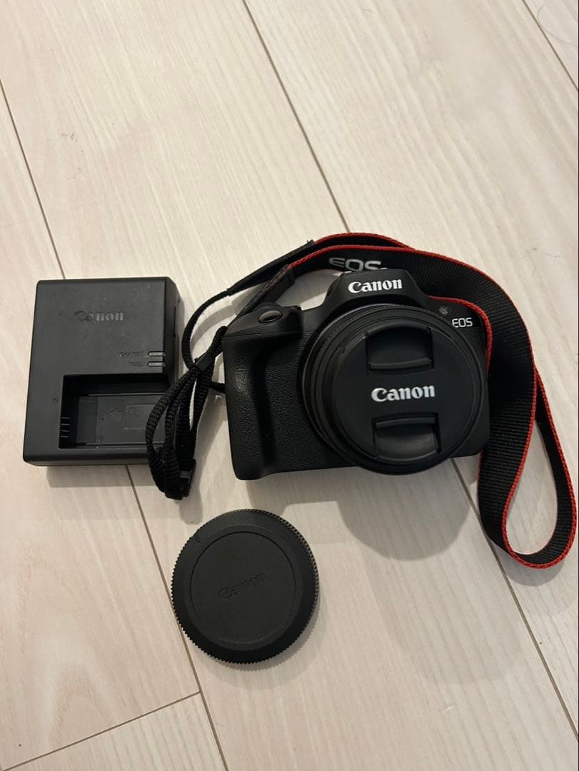 Canon EOS R100 デジタル一眼レフ 本体