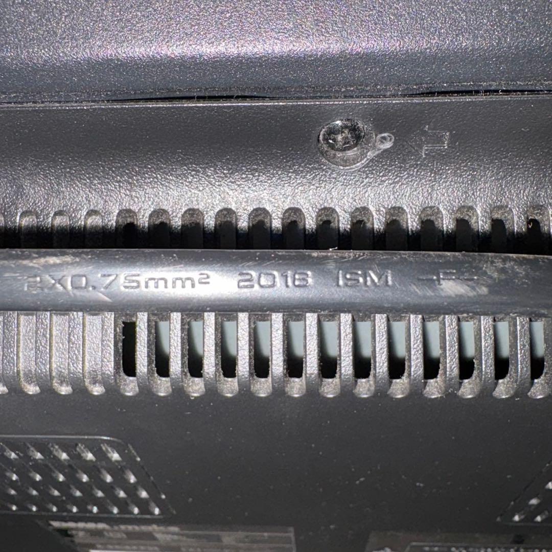 一都三県限定　配送無料　ディスプレイ　DMM.make 55インチ