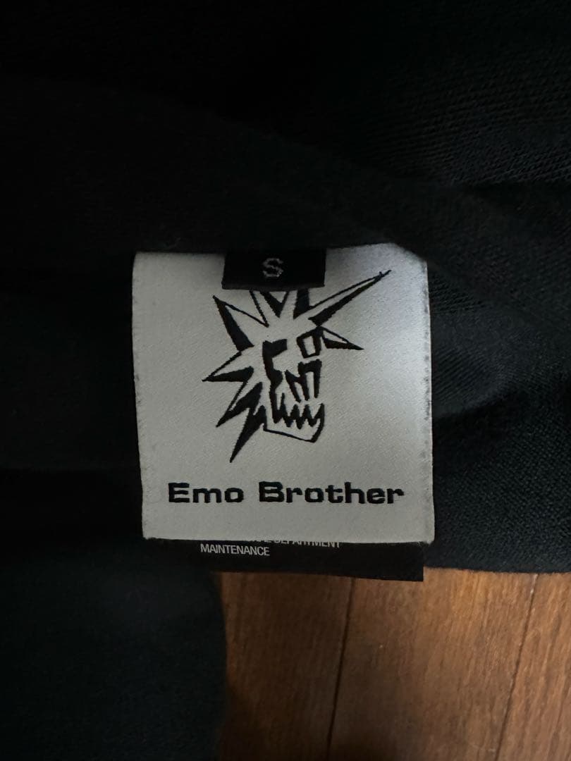 EMOBROTHER リバーシブルパーカー