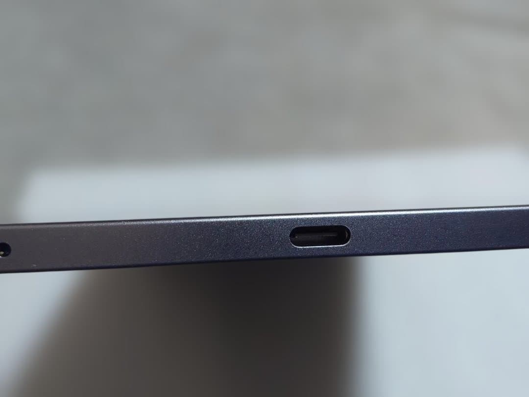 iPadPro12.9インチ（６世代）Magic Keyboard・ペン付