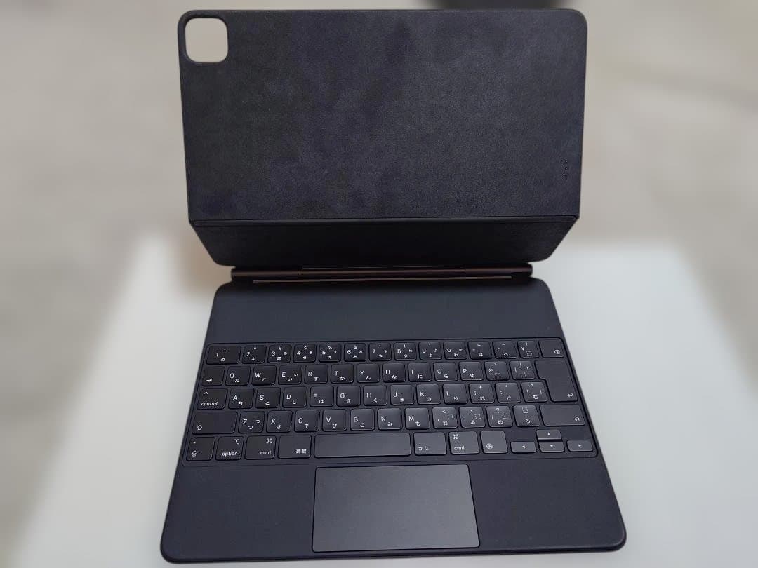 iPadPro12.9インチ（６世代）Magic Keyboard・ペン付