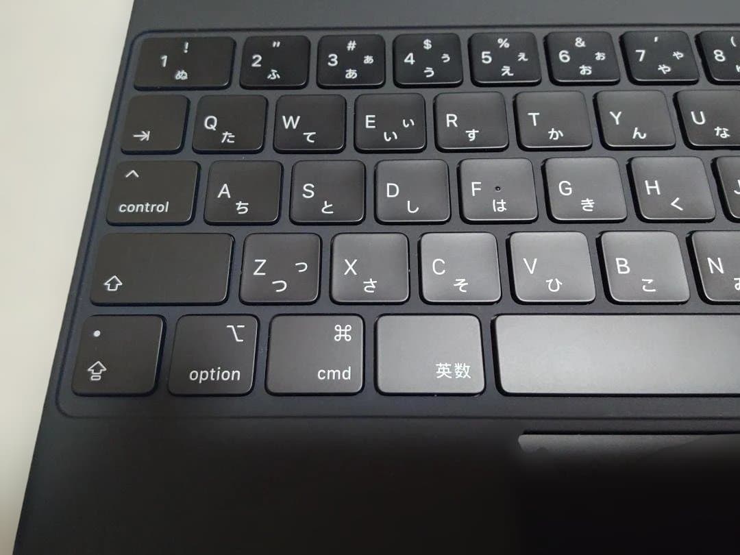 iPadPro12.9インチ（６世代）Magic Keyboard・ペン付