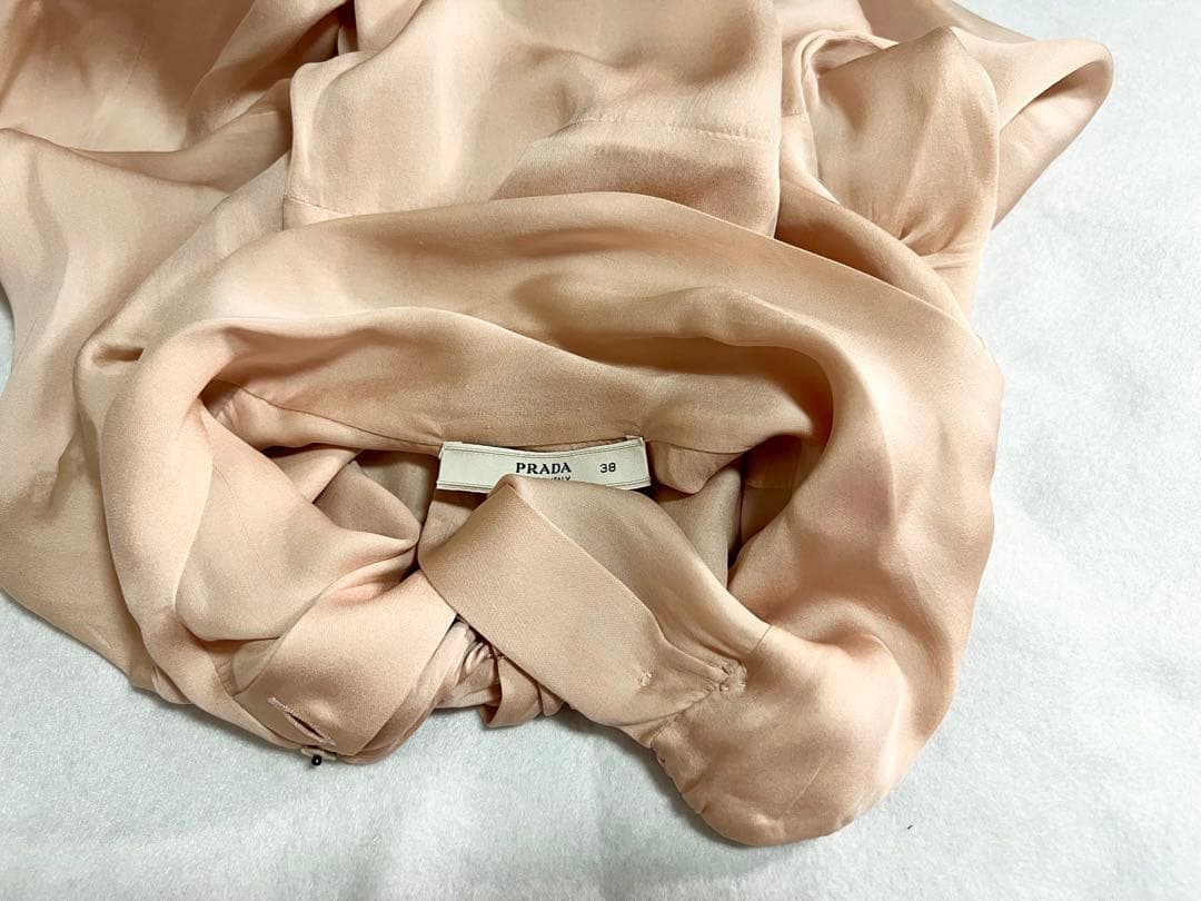 PRADA リボン付きブラウス 38 薄いピンク　シルク素材　Sサイズ
