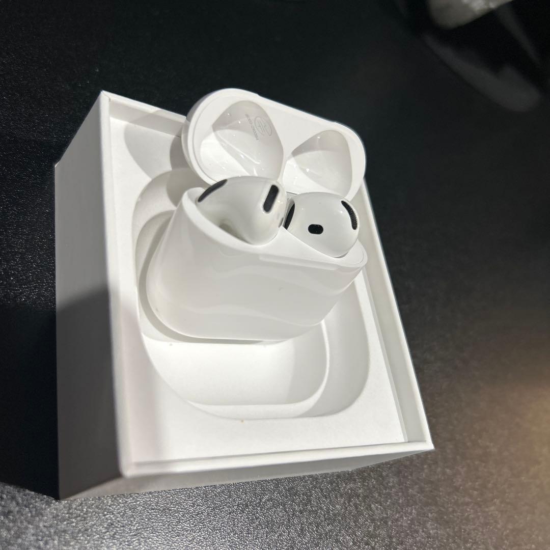 AirPods 4 本体 アクティブノイズキャンセリング ケースと掃除セット