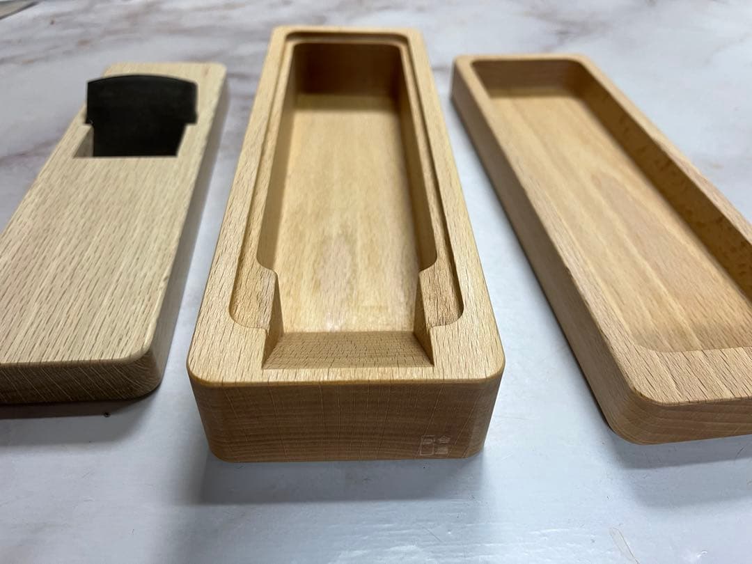 台屋の鰹節削り器　SK×ブナ　「2027年に届いた新品」