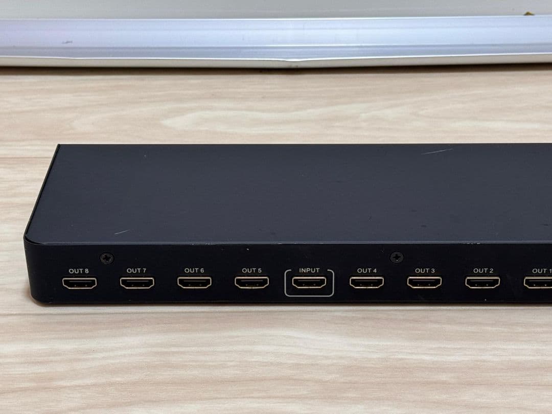 AIM 4K対応 HDMIスプリッター AVS-4K108 動作確認済み