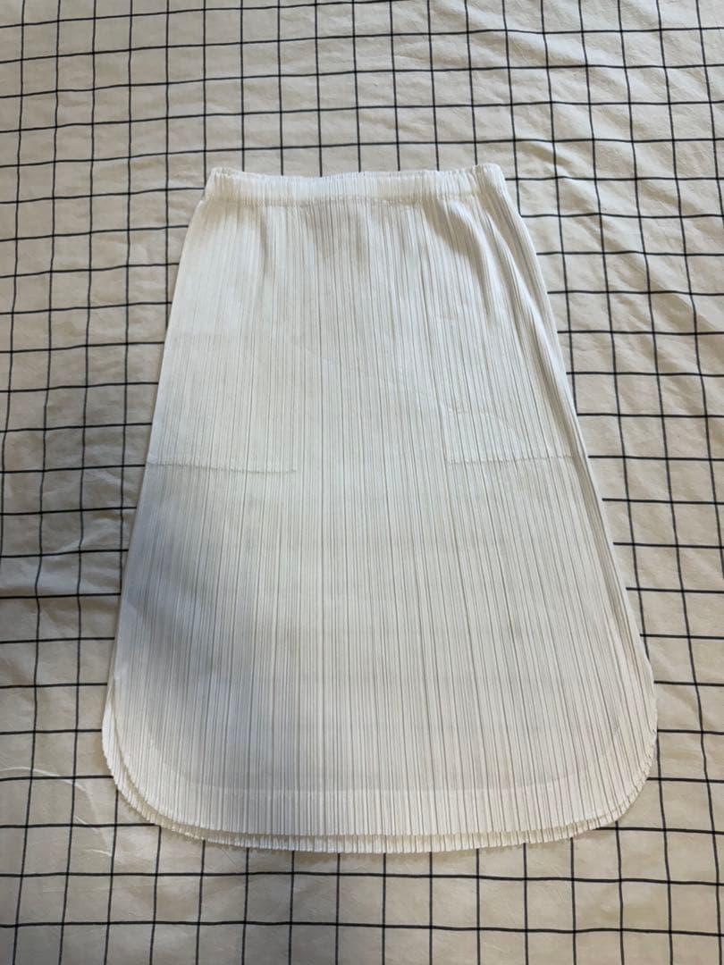 PLEATS PLEASE ホワイト プリーツスカート
