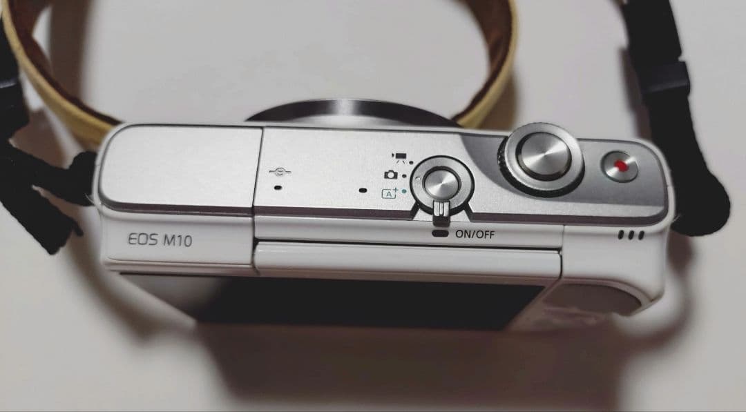 canon eos m10 ダブルズームキット