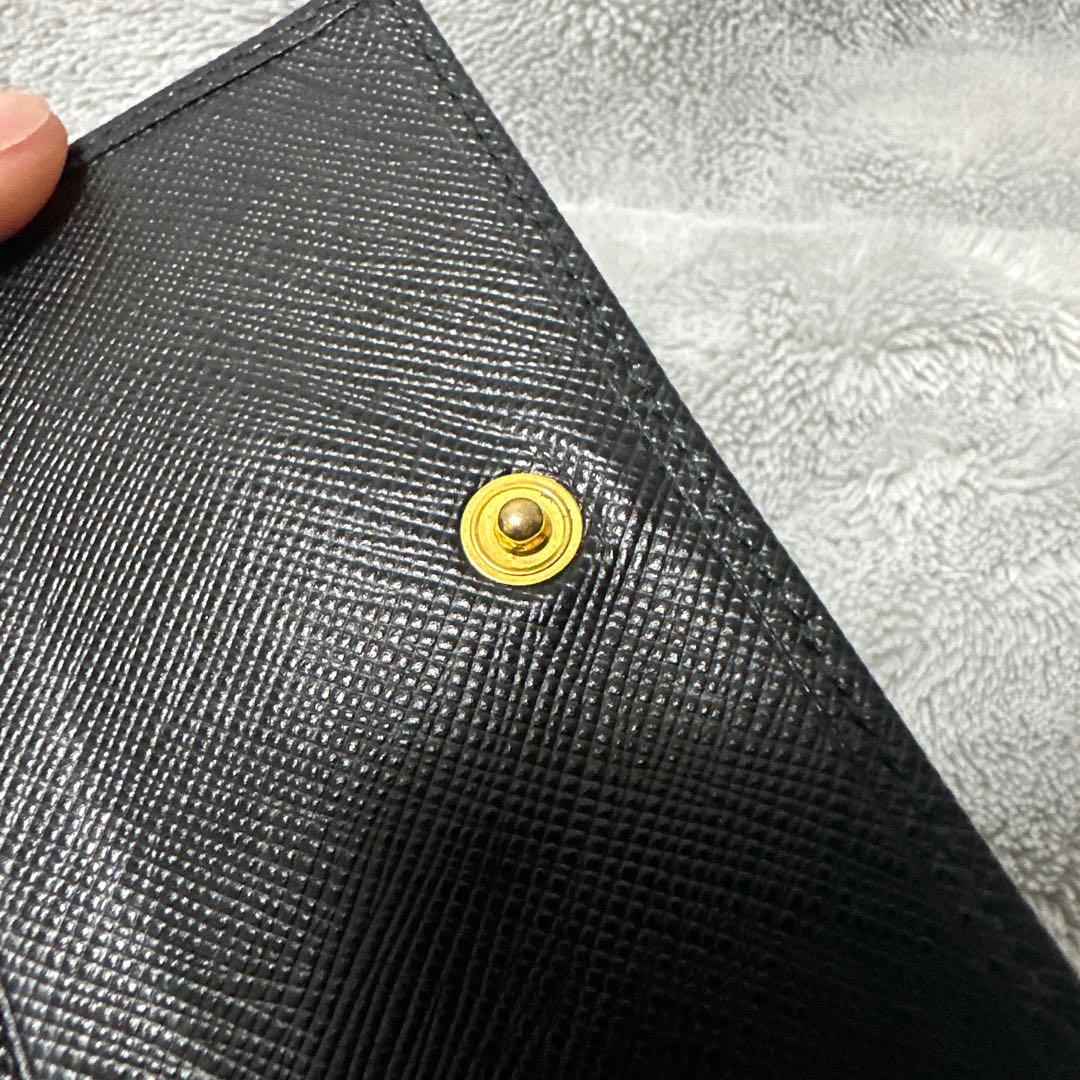 PRADA ブラックレザー 名刺入れ