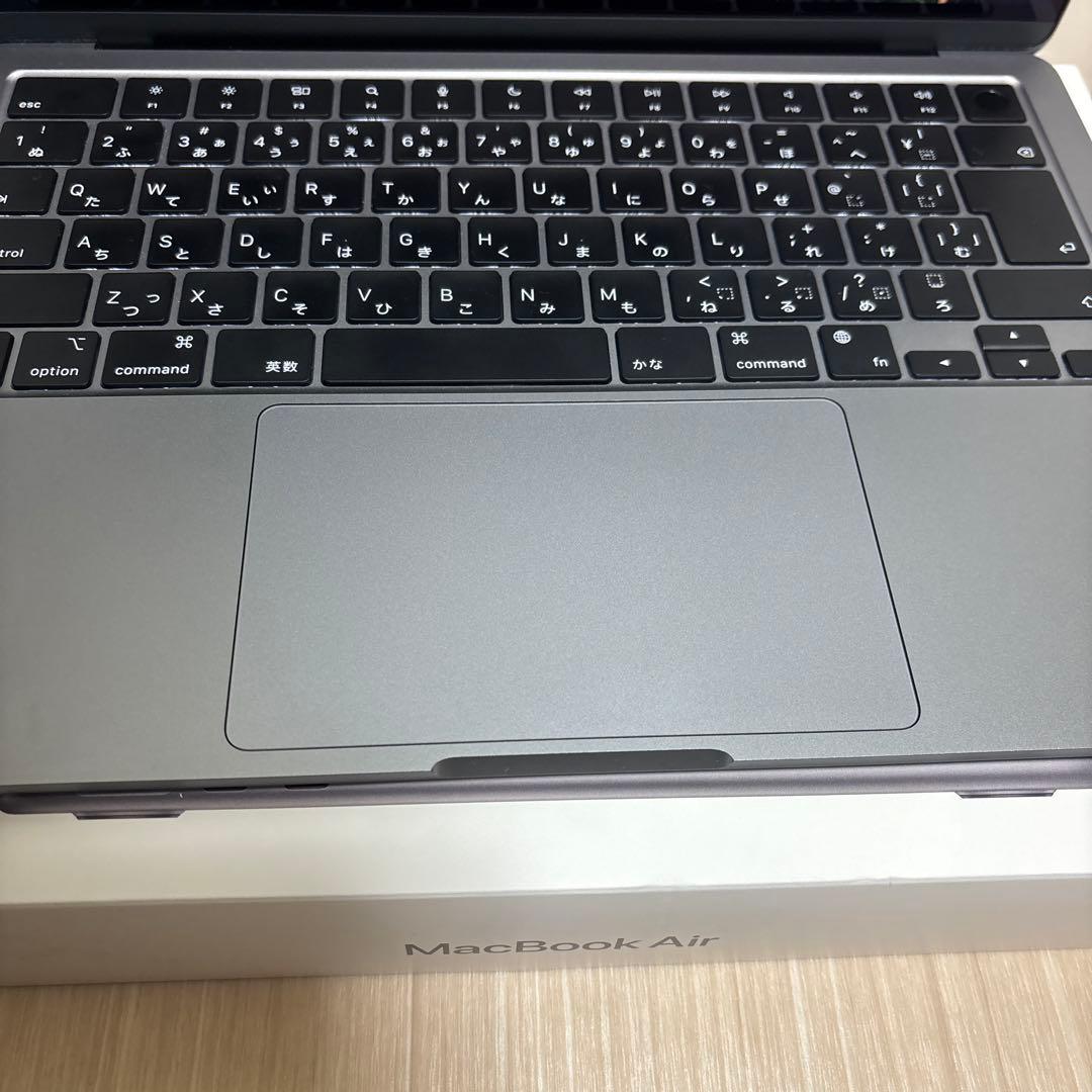 Apple MacBook Air m3 13インチ
