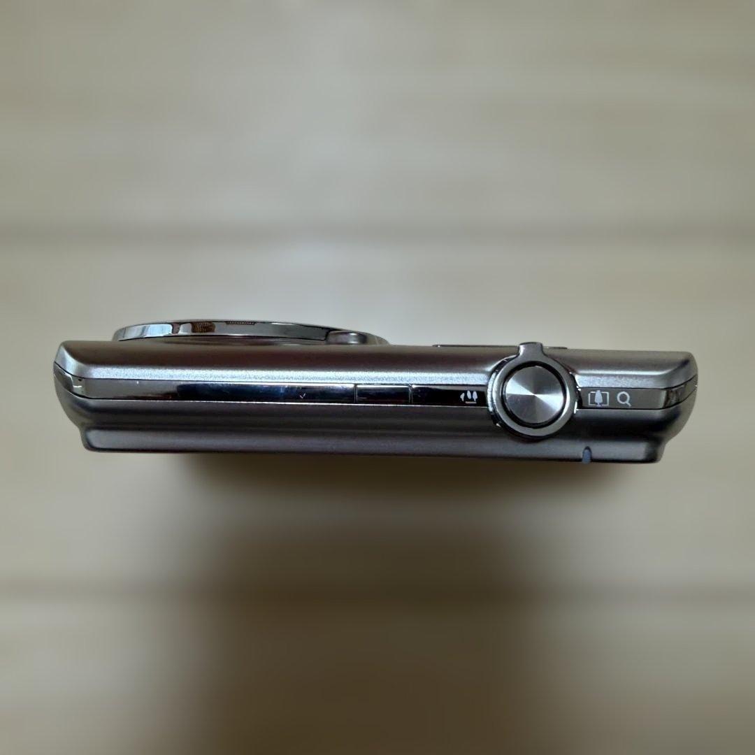 CASIO EXILIM EX-Z690 コンパクトデジタルカメラ