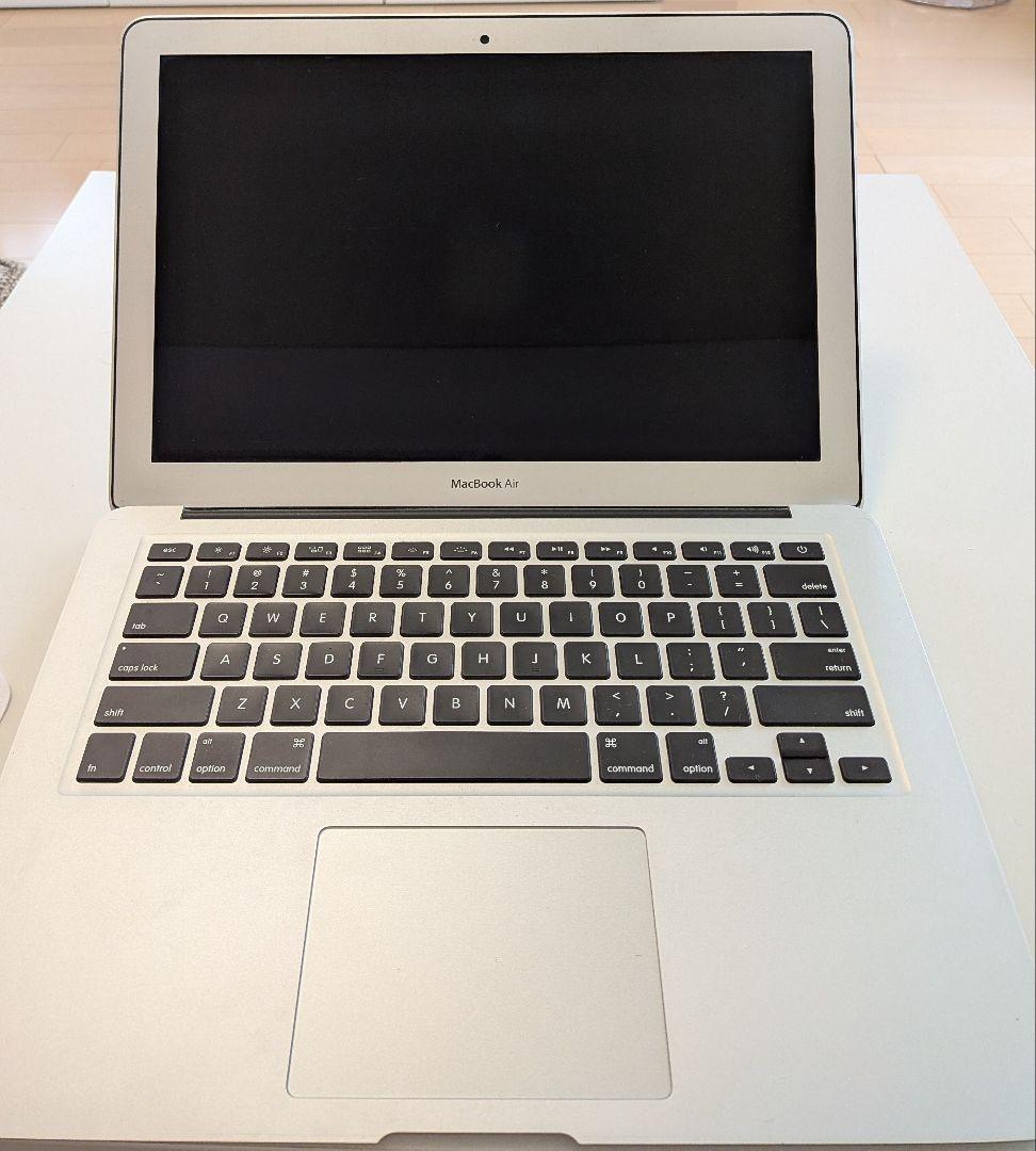 MacBook Air 13インチ Early 2015 8GB 充電209回