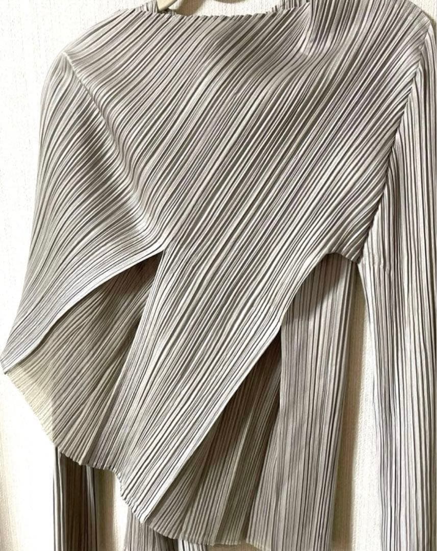 プリーツプリーズ　ボレロジャケット　サイズ3