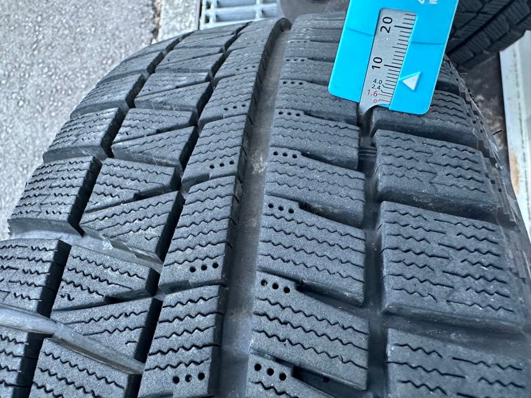 アズサアイスパートナー2 冬タイヤホイール 185/60R15 4本中古