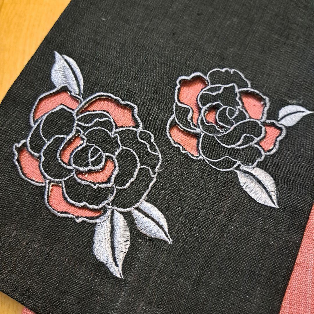 un deux 半幅帯 麻100%黒 赤 つばき刺繍　新品